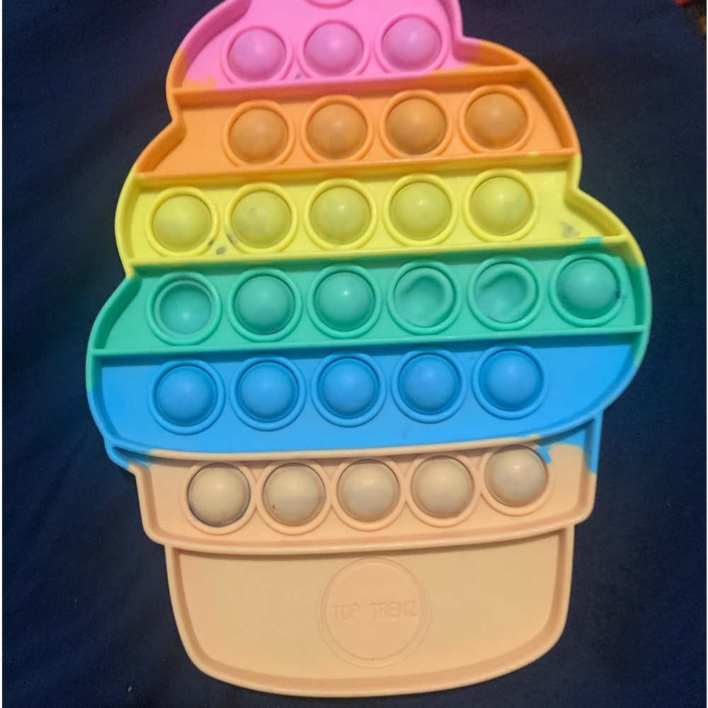 Im selling a ice cream pop it